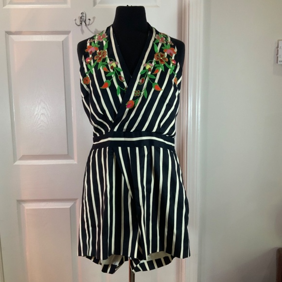 Anthropologie Judith March Romper Embroidered Halter Floral Stripe Size Small - Picture 10 of 10